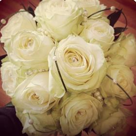 fwthumbWhite Vintage Rose Handtie(2).jpg